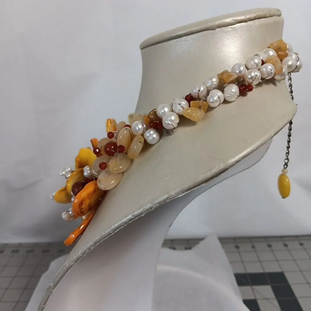 Unbranded statement necklace